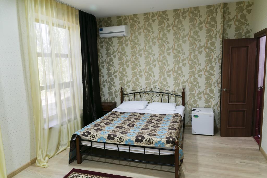 Green Land Hotel Aktobe Cameră foto
