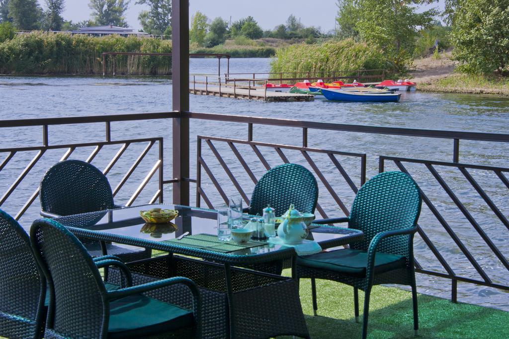 Green Land Hotel Aktobe Exterior foto